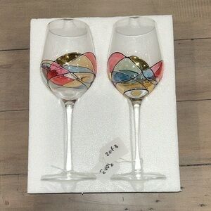 Never Used Set of 2 Hand-Painted Wine Glasses Bouquetier